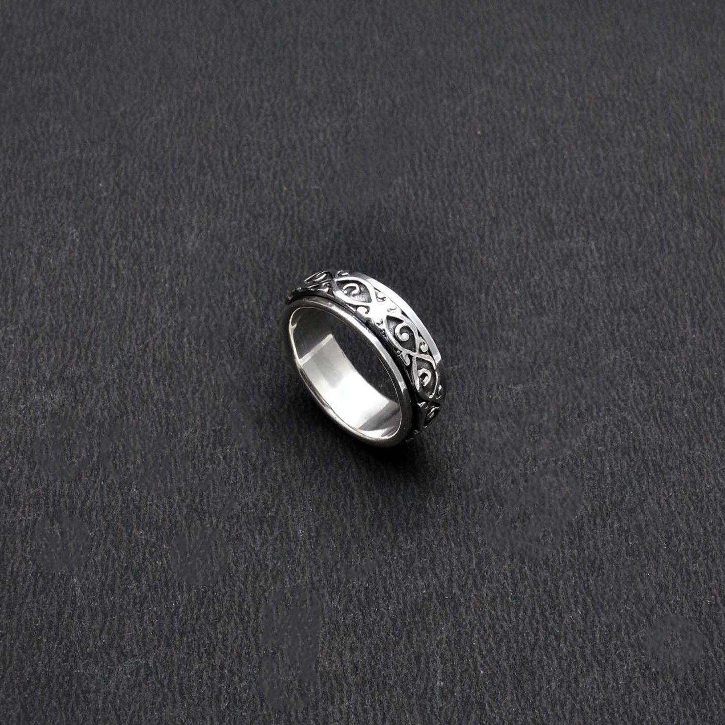 925 Silver Spinner Meditation Thumb Ring Size 9 - SAR Gems