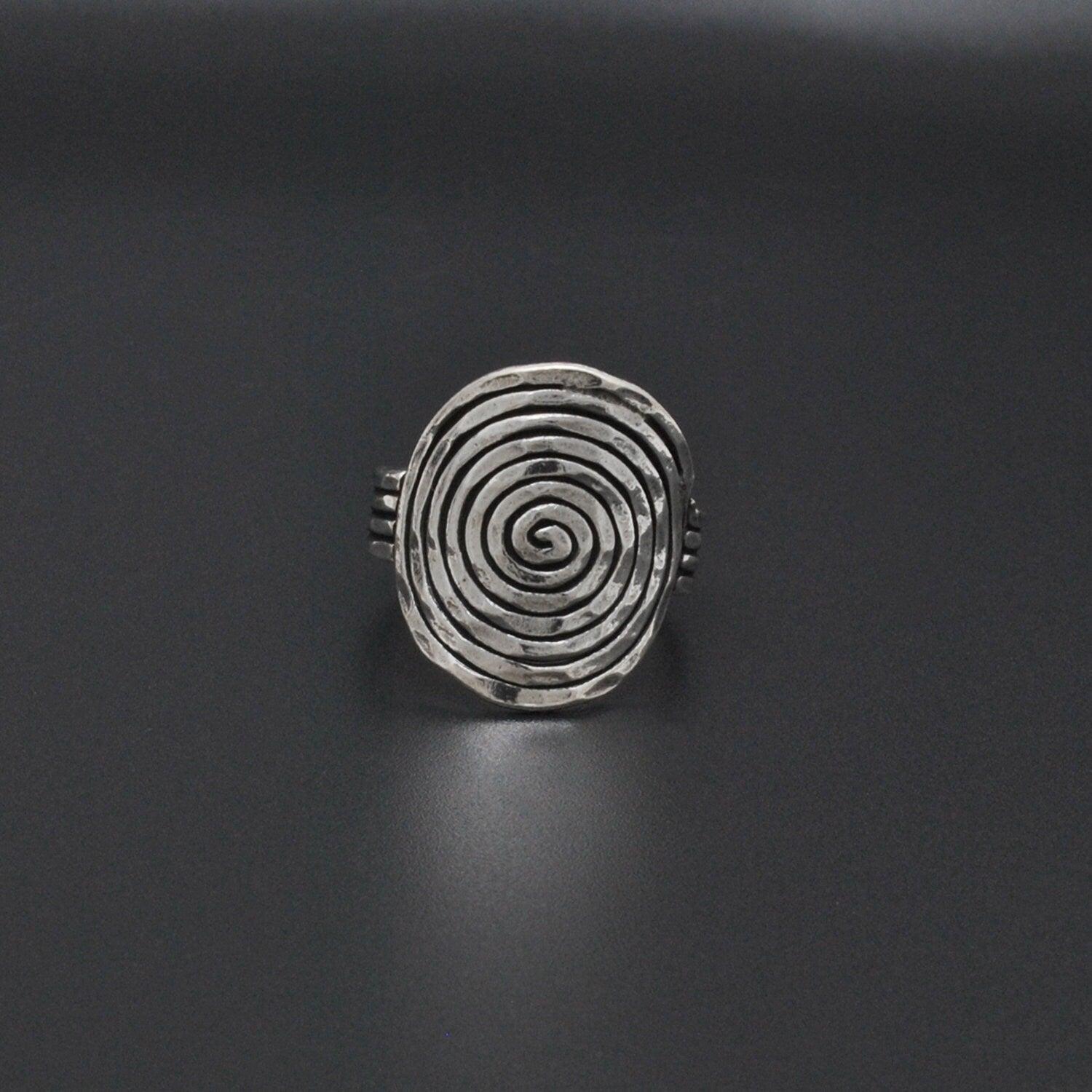 Chunky Sterling Silver Ring Size 10 - SAR Gems