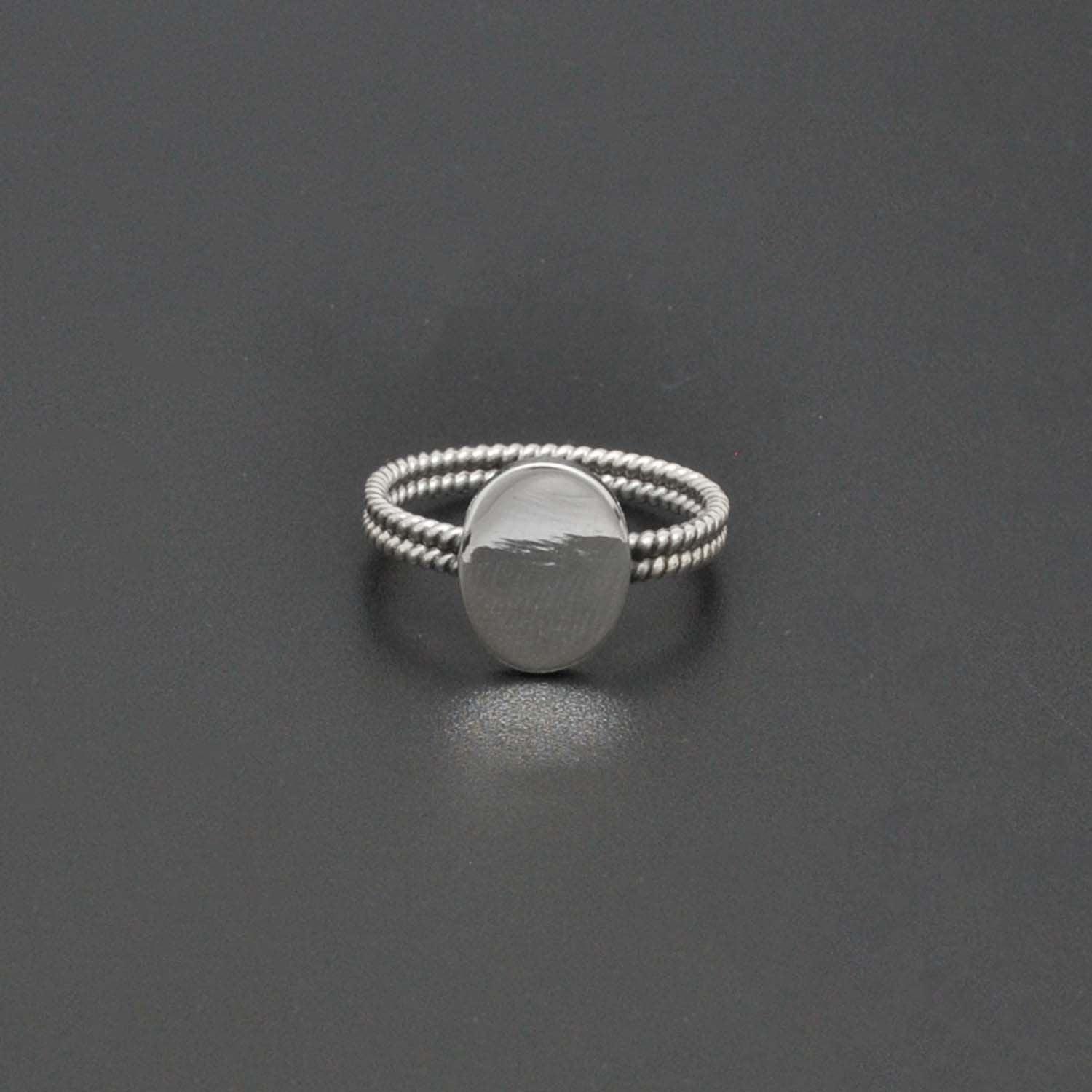 925 Silver Signet Twisted Band Ring Size 9 - SAR Gems
