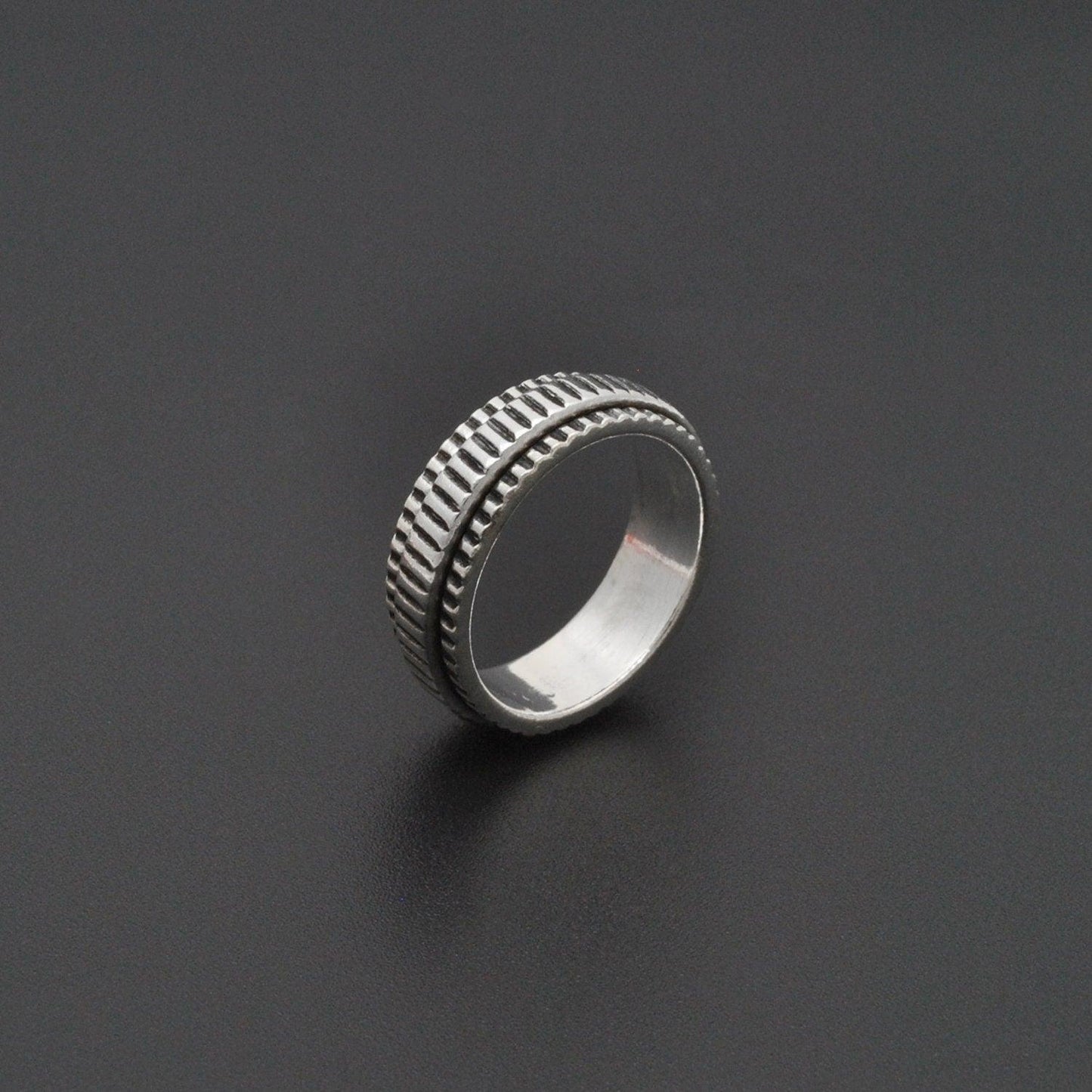 Tibetan Silver Spinner Ring Size 6 - SAR Gems