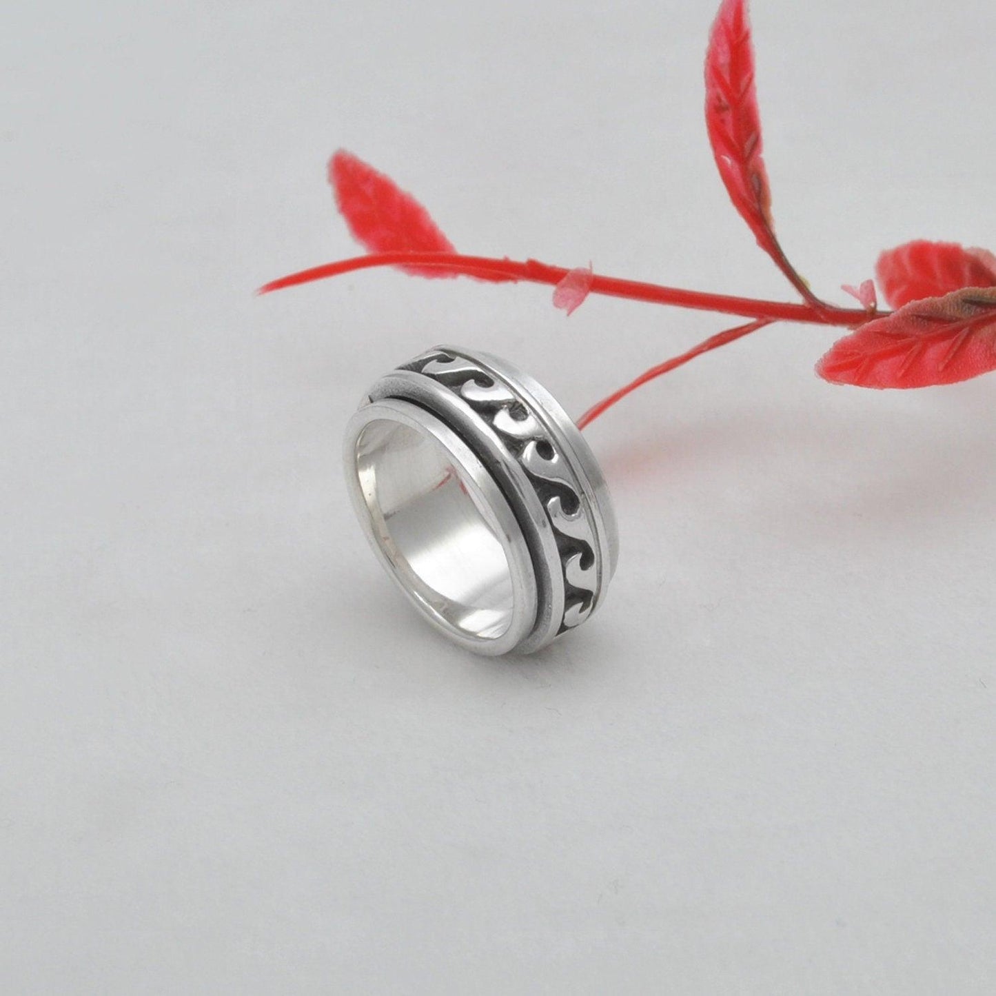 Style Waves Sterling Silver Spinner Ring 6 - SAR Gems