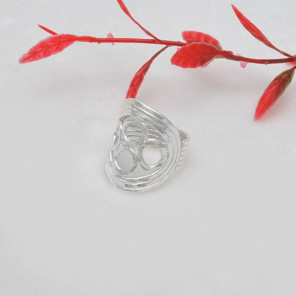 Handmade Sterling Silver Beaten Band Ring Size 8 - SAR Gems