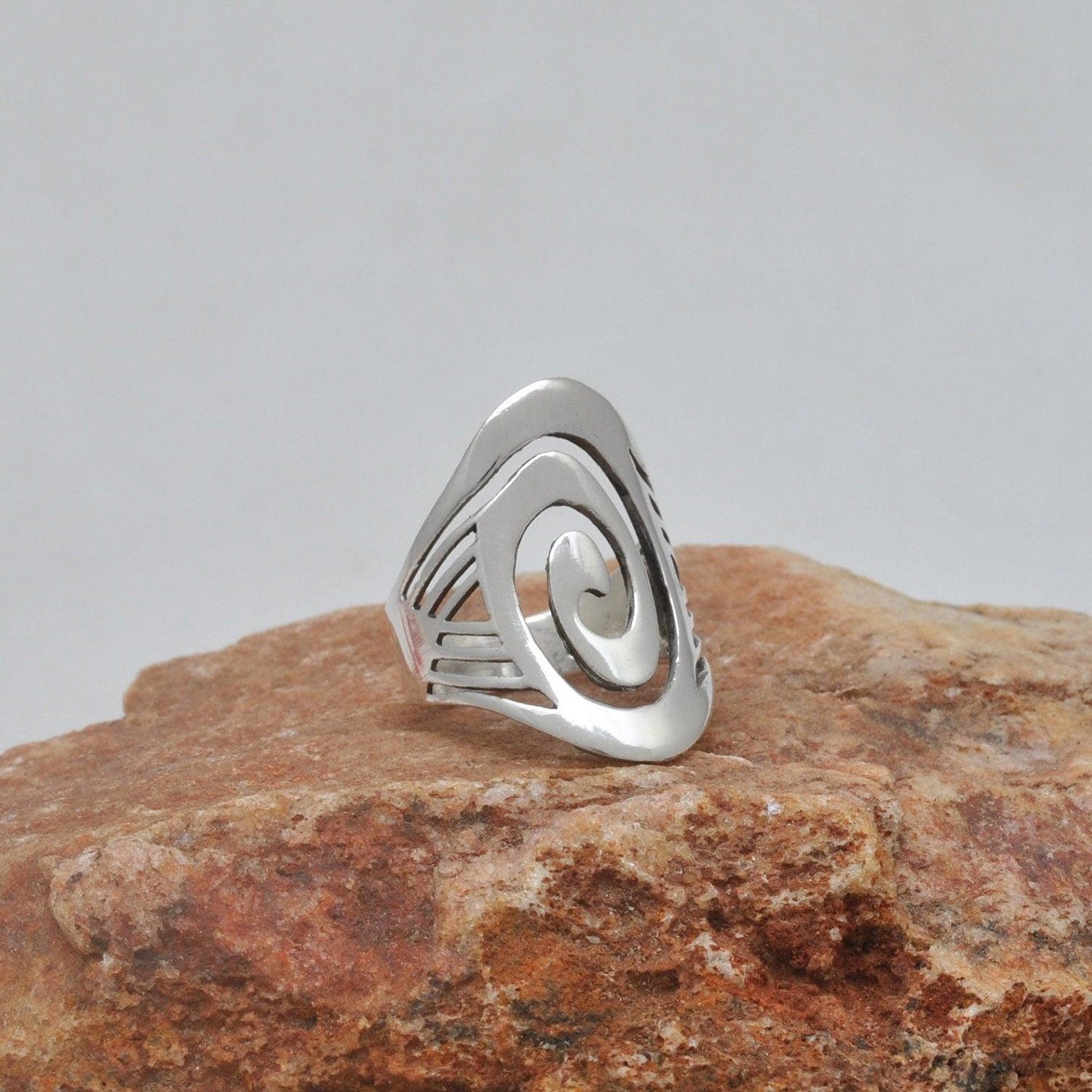 Men Women Silver Spiral Ring Size 10 - SAR Gems