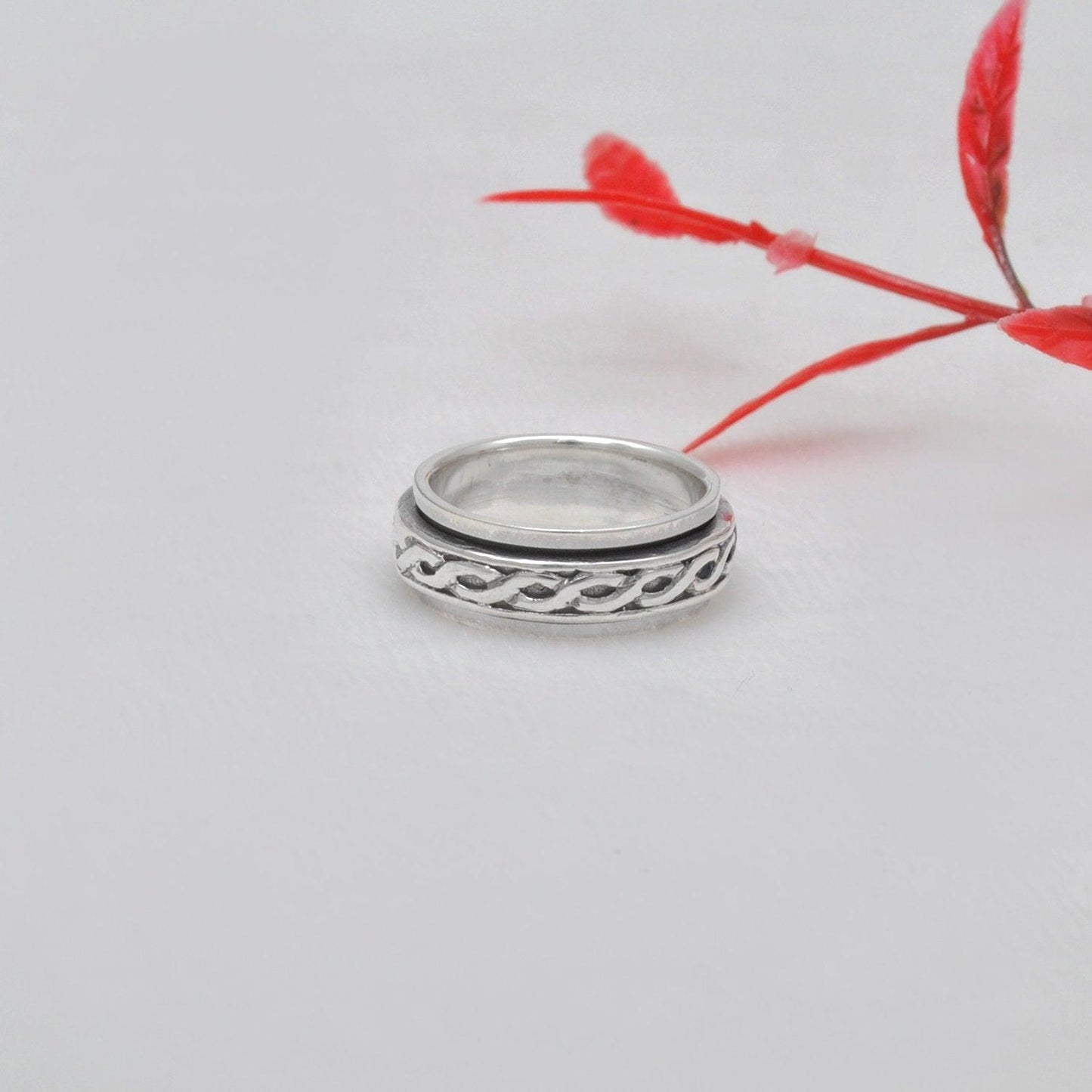 Spinner Silver Curb Band Ring Size 7 - SAR Gems