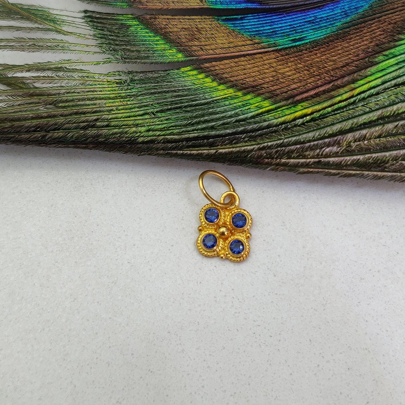 Hydro Sapphire 18K Yellow Gold Charm Pendant