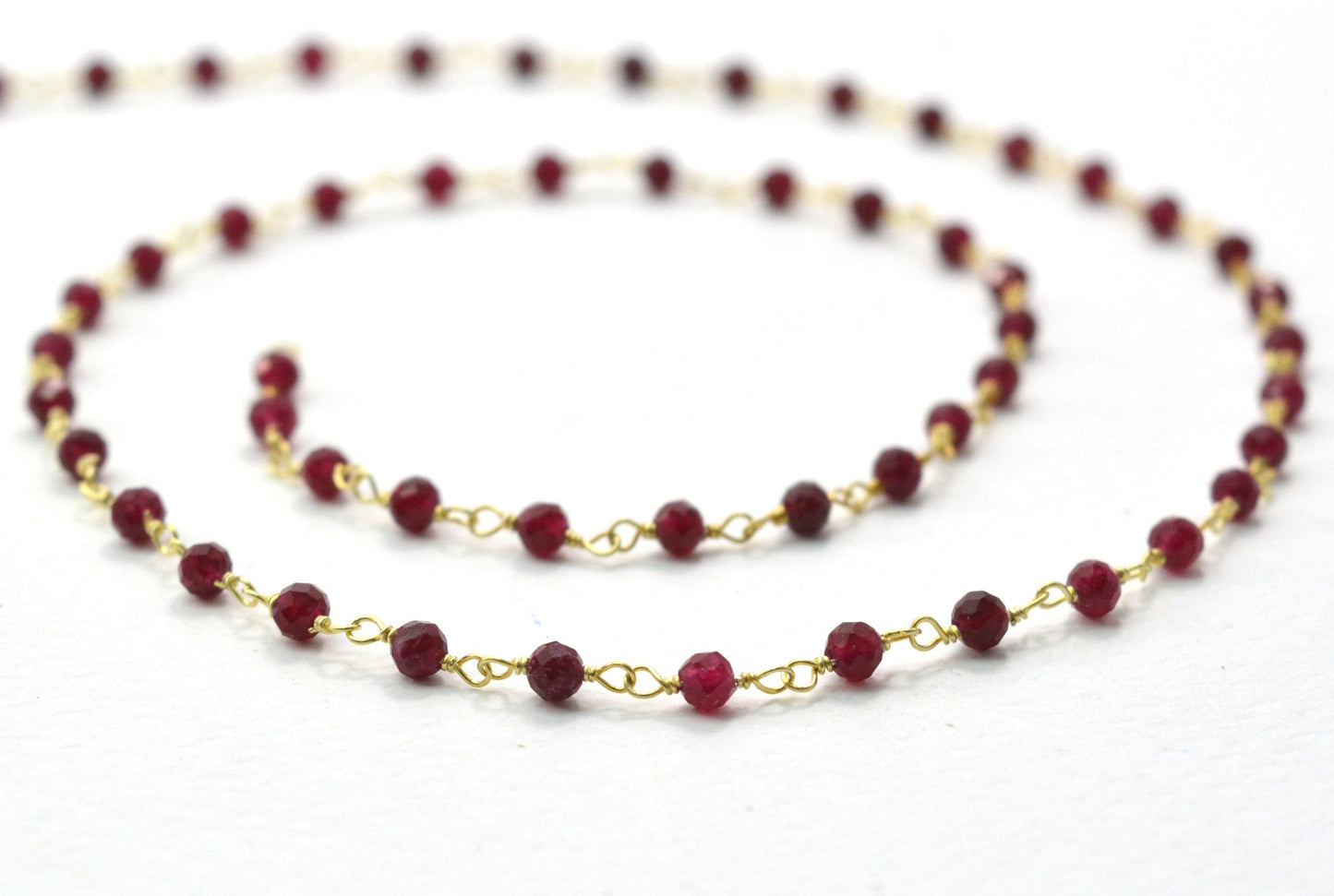 Stunning Garnet Rosary Chain in 925 Silver Gold - 3mm