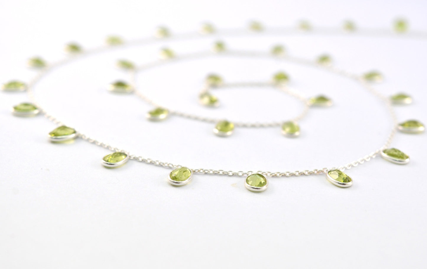 Graceful Peridot Rosary Chain in 925 Silver Gold - 4.00mm