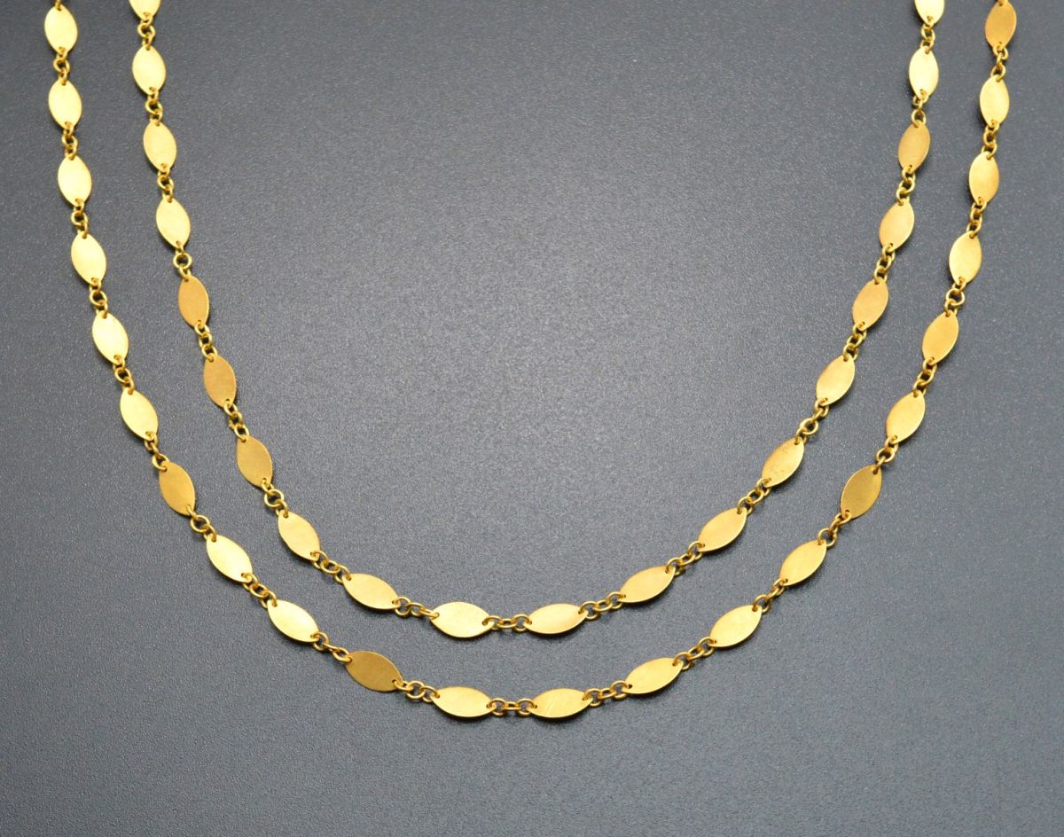 18k Solid Gold plain Chain in 8X4mm Size- SGGRC-035, Sold by 17 cm.