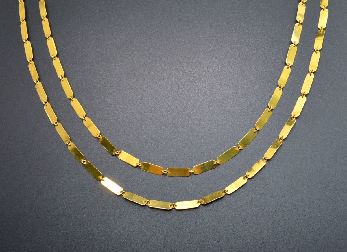 Marvellous  18k Solid Gold plain Chain in Rectangle shape - 12X4mm,  SGGRC-038, Sold by 17 cm.