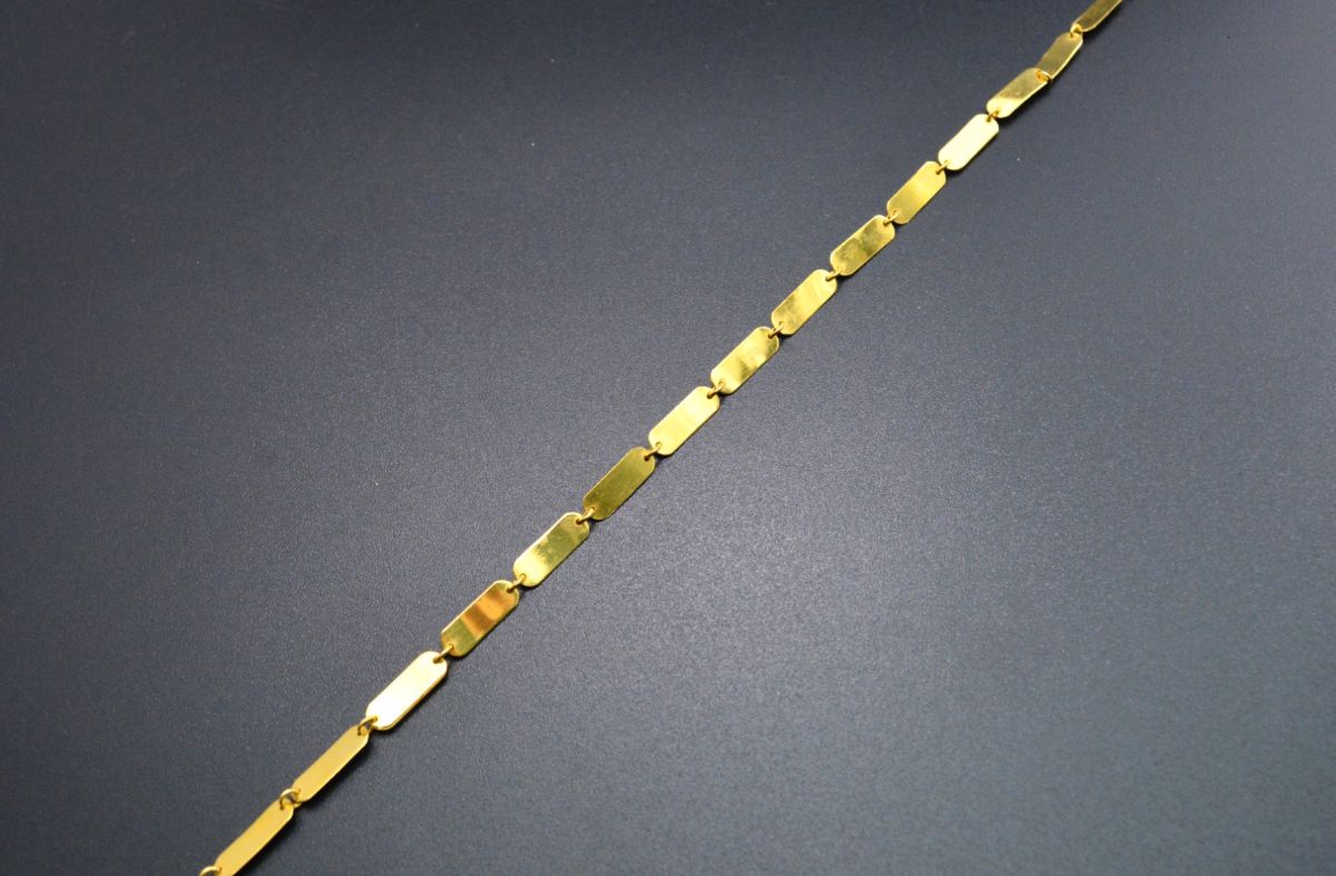 Marvellous  18k Solid Gold plain Chain in Rectangle shape - 12X4mm,  SGGRC-038, Sold by 17 cm.