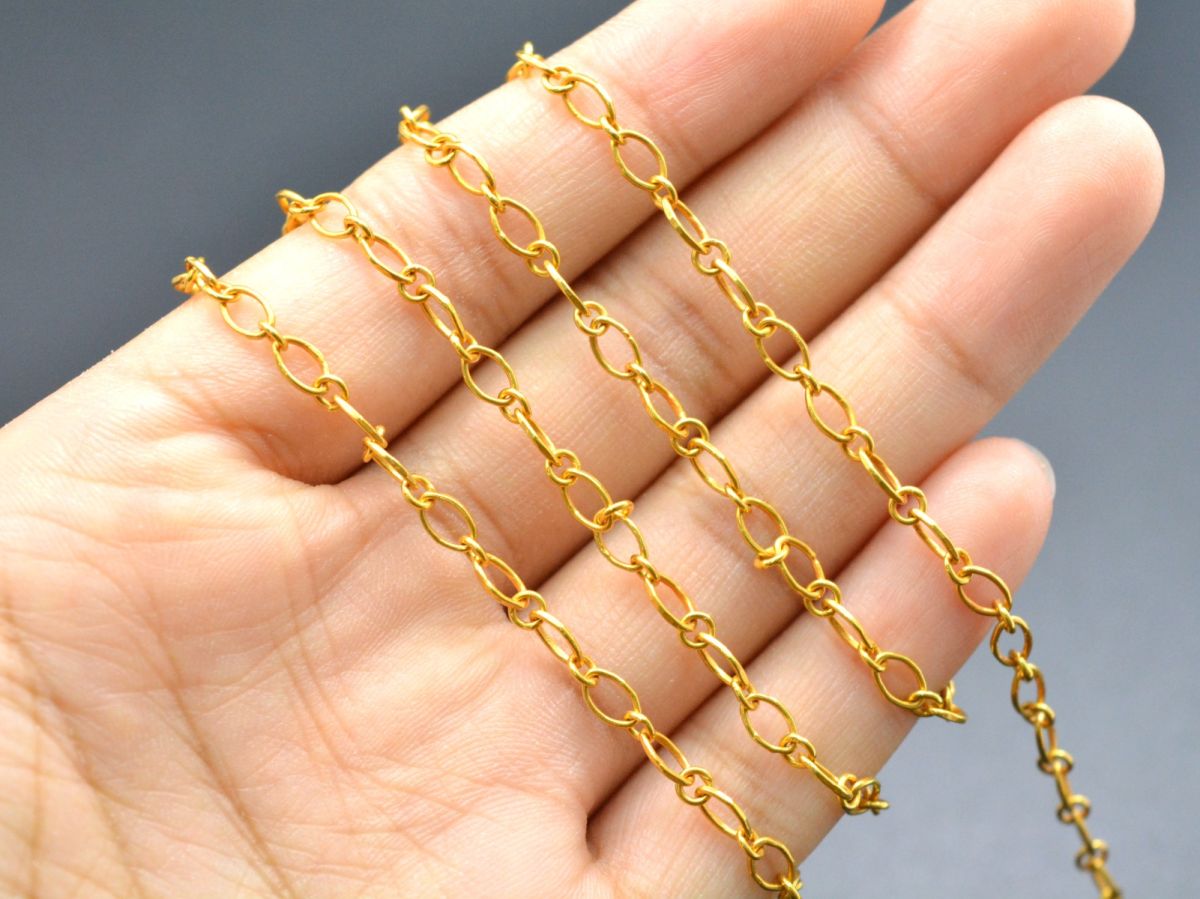Stunning  18k Solid Gold plain Chain in 5X3mm in Oval Shape  - SGGRC-046, Sold by 17 cm.