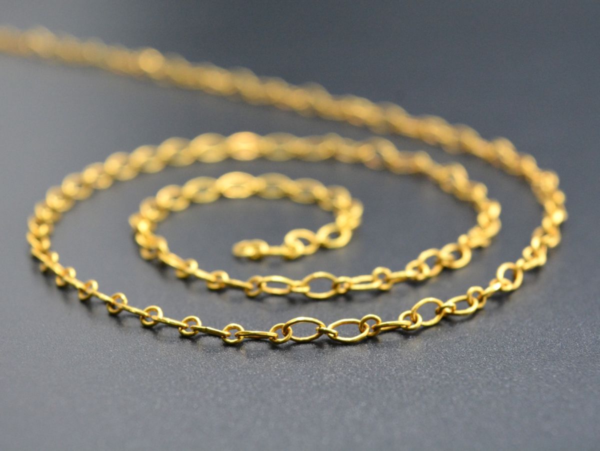 Stunning  18k Solid Gold plain Chain in 5X3mm in Oval Shape  - SGGRC-046, Sold by 17 cm.