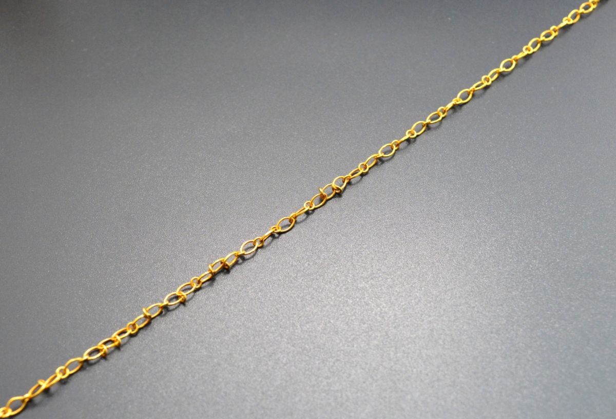 Stunning  18k Solid Gold plain Chain in 5X3mm in Oval Shape  - SGGRC-046, Sold by 17 cm.