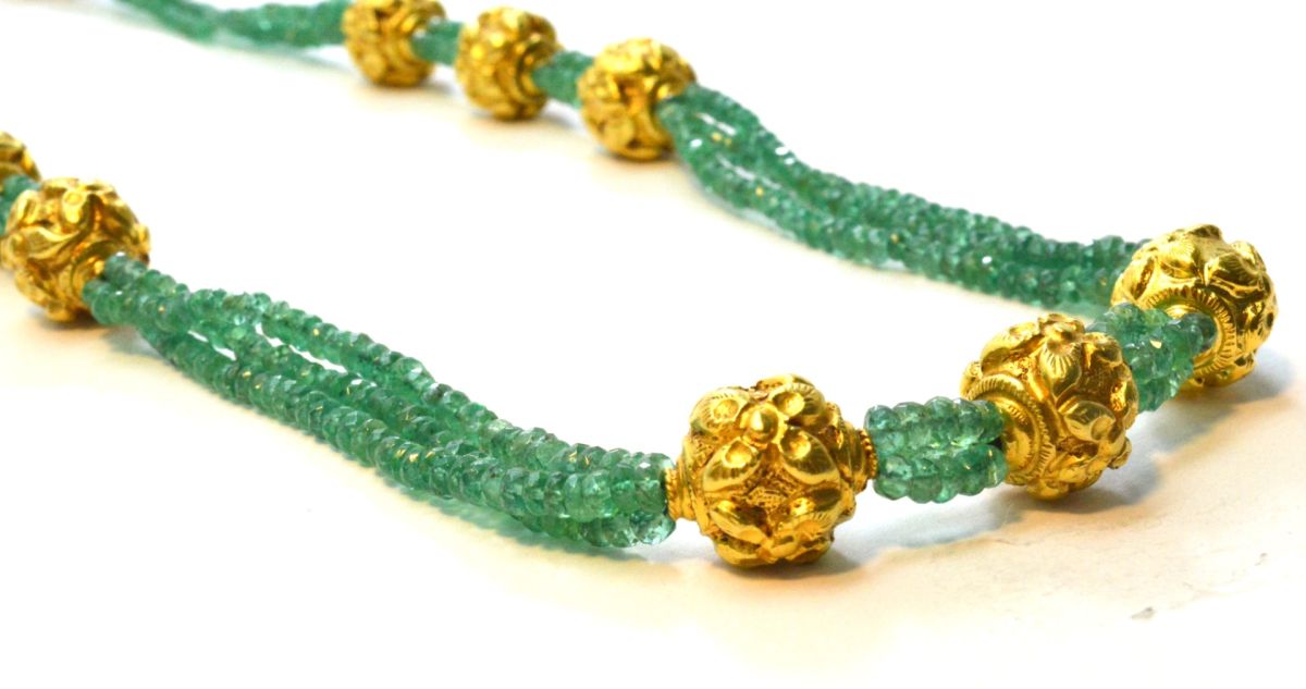 Graceful 18k Solid Gold Necklace in Roundel Shape , 13X12mm Size - SGGRC-054