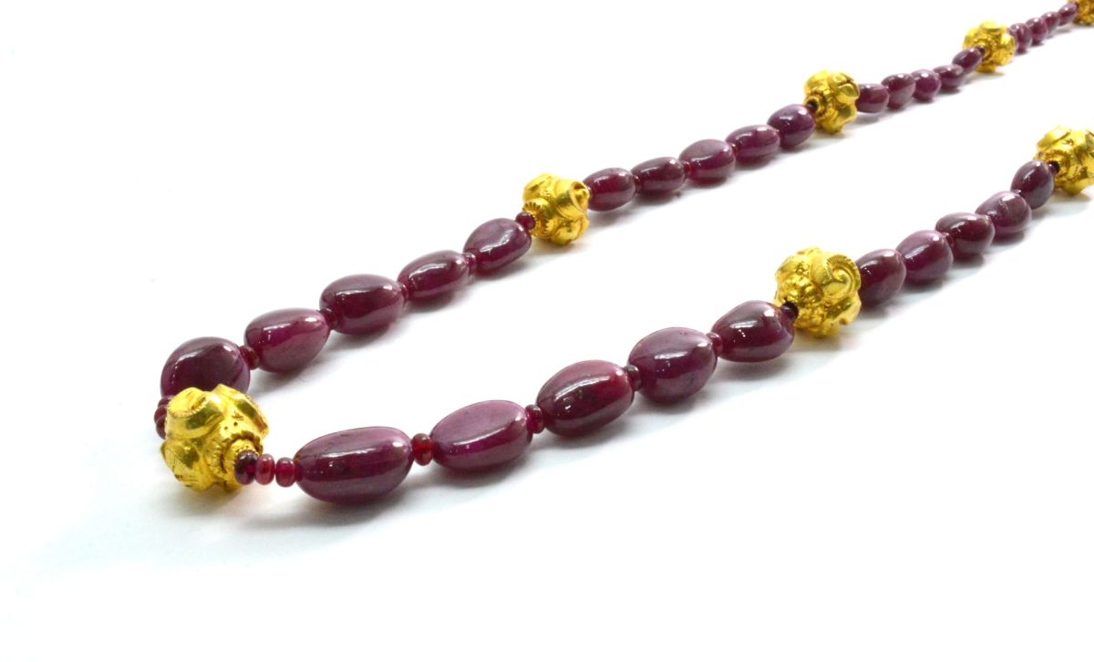 Stunning   18k Solid Gold Necklace With Natural Tanzanite Stone - 12X14mm Size - SGGRC-054