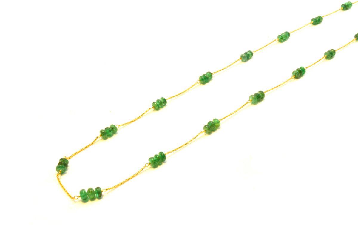 Lovely  18k Solid Gold Necklace With Natural Emerald Stone - 4-6 mm Size - SGGRC-061
