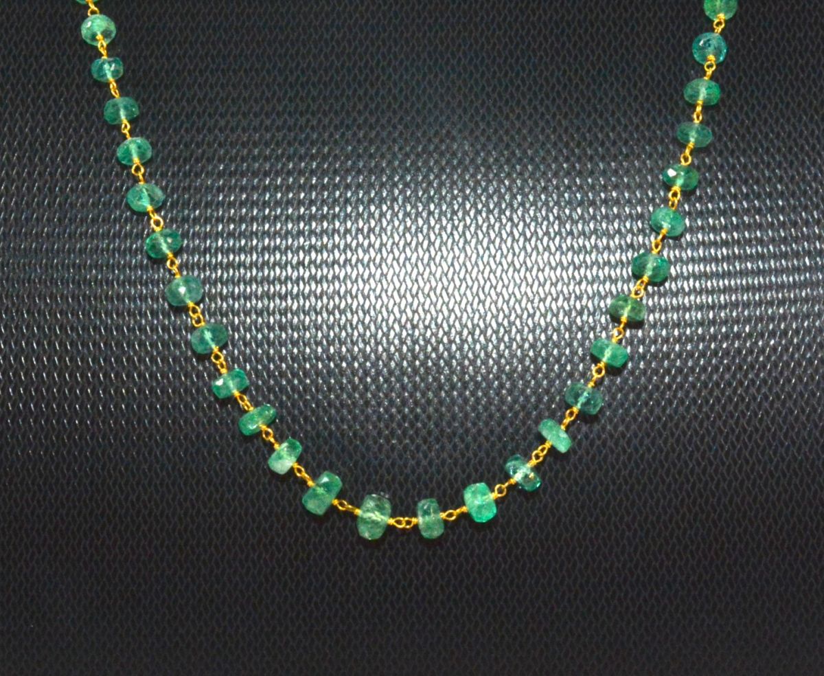 18k Solid Gold Necklace in Roundel Shape With Emerald Stone - 4.00 - 6.50 MM,  SGGRC-106