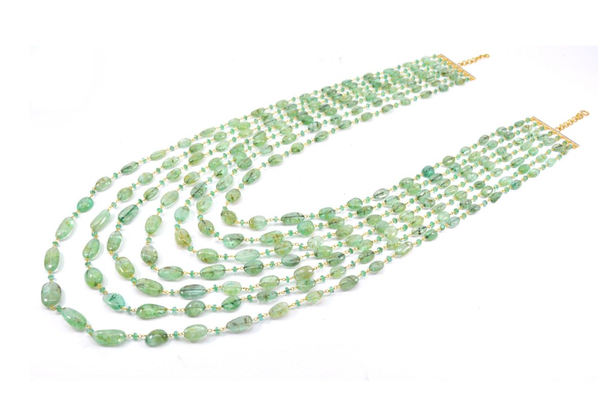 14k Solid Gold Necklace Studded With Emerald Stones , 12X10 - 15X10 MM, SGGRC-182