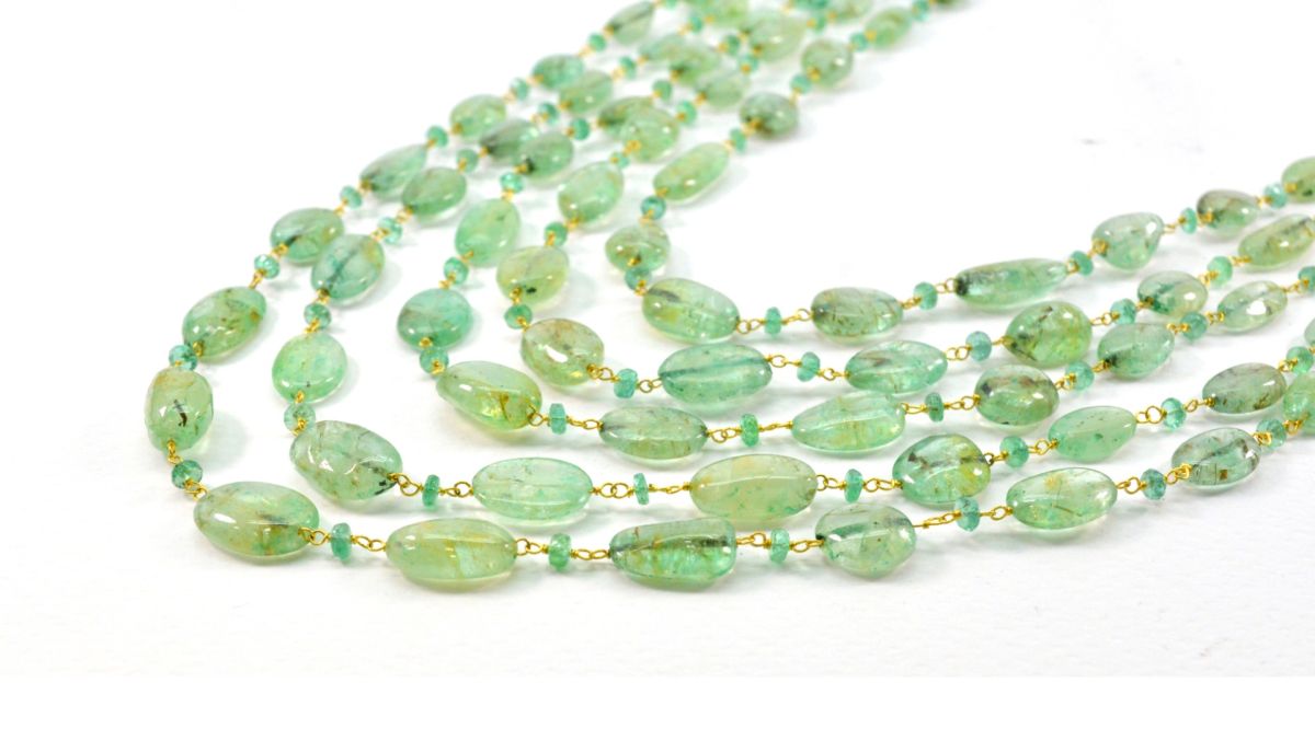 14k Solid Gold Necklace in Oval Shape - 6.50x5.50-12.00x7.50mm