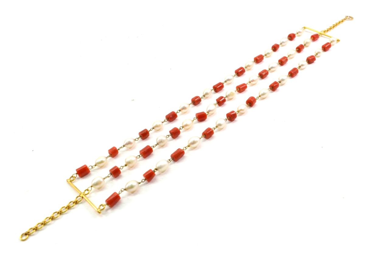 Wonderful 14k Solid yellow Gold Bracelet With Coral Stone