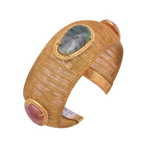 925 Sterling Silver  Diamond Bangle Studded With Rose Cut Diamond, Pink Sapphire And Emerald -J-1238 