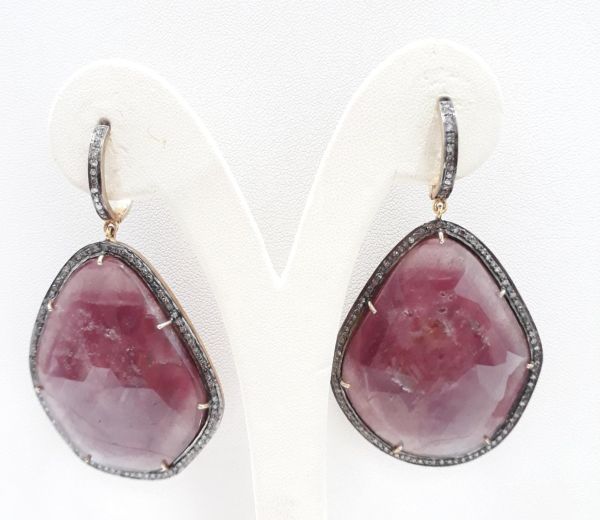 Beautiful 925 Sterling Silver Diamond Earring Studded With Ruby Stone - J-1400