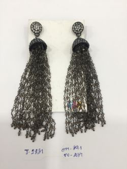  925 Sterling Silver Diamond Earring Studded With Rose Cut Diamond And Labradorite Stone   - J-2231