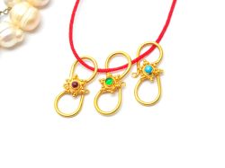 18K Handmade Solid Yellow Gold S- Clasp Studded With Hydro Stones. Amazingly Crafted S- Clasp Lock in 18k Solid Gold, Sold By 1pcs