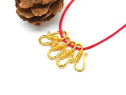 Stunning 18k Yellow Gold S- Clasp in Shin Finish. Beautiful Handmade 13X7mm S- Clasp Lock 18k Solid Yellow Gold. Sold by 1pcs