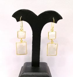 Beautiful 925 Sterling Silver Earring in Rainbow Moonstone With 5.1Cm Size 